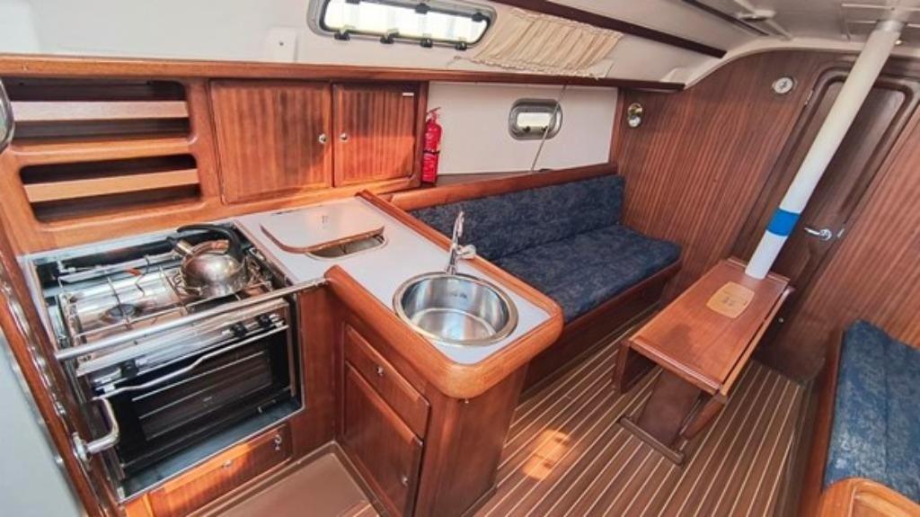 Foto 3 van Bavaria 32 te huur