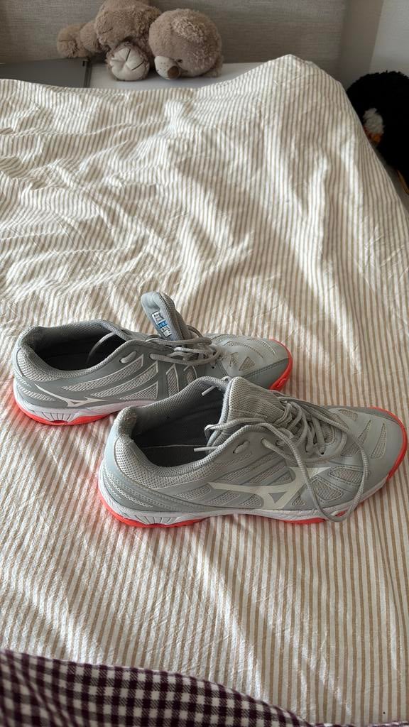 Mizuno wave hurricane 3 maat 41, Ophalen of Verzenden, Gebruikt, Schoenen