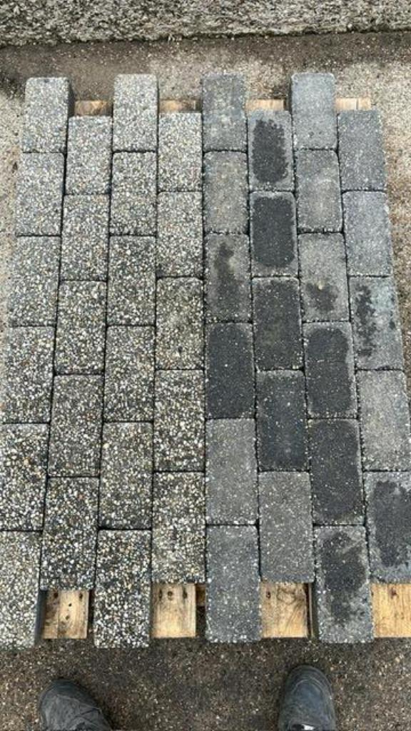Foto 5 van Gebruikte betonklinker in diverse kleuren
