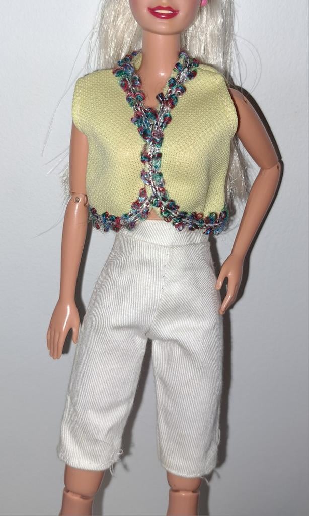 Leuke zomerse outfit voor barbie sindy fleur excl pop, Ophalen of Verzenden, Gebruikt, Kleertjes
