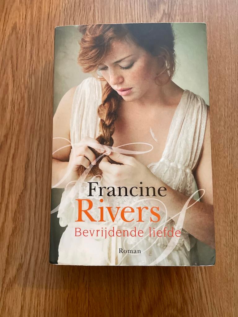 Bevrijdende liefde - Lynn Austin, Ophalen of Verzenden, Gelezen