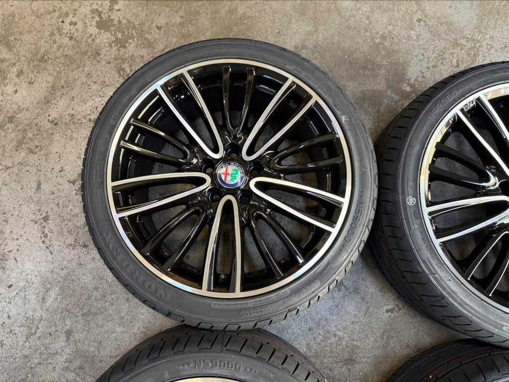 ✅ 18 inch originele Alfa Romeo Giulia Giulietta velgen 5x110, Ophalen, 18 inch, Gebruikt, Banden en Velgen