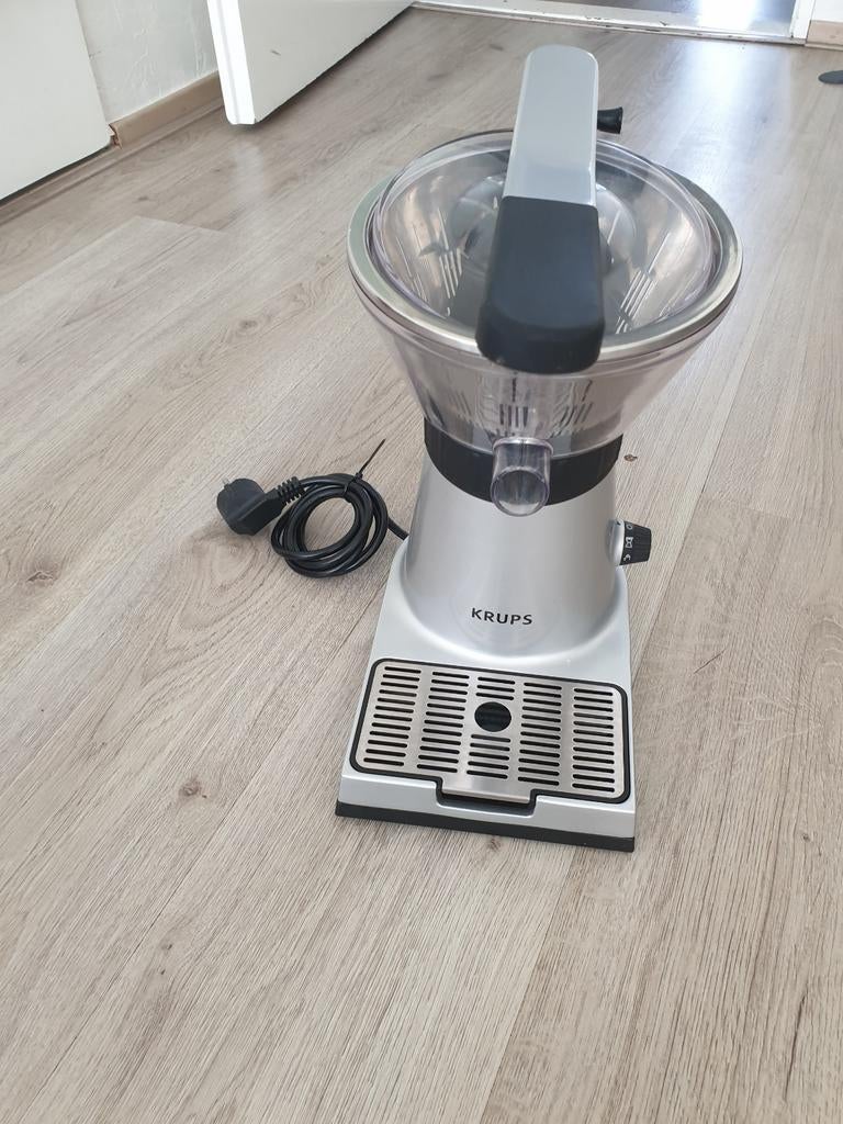 Krups elektrische citruspers, Ophalen, Gebruikt, Elektrisch, Citruspers