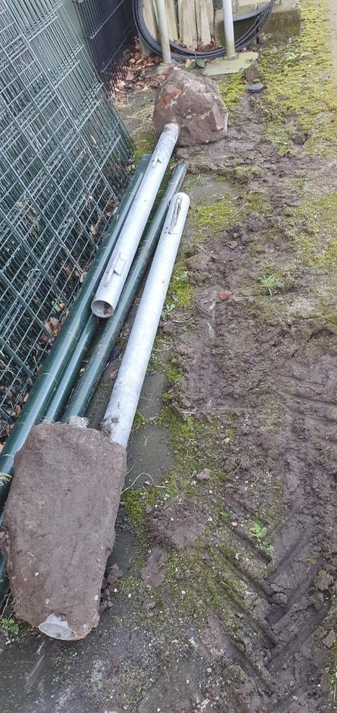 Weidepoort palen, schapenpoort palen, stalen poort palen, Ophalen, IJzer, Sierhekwerk