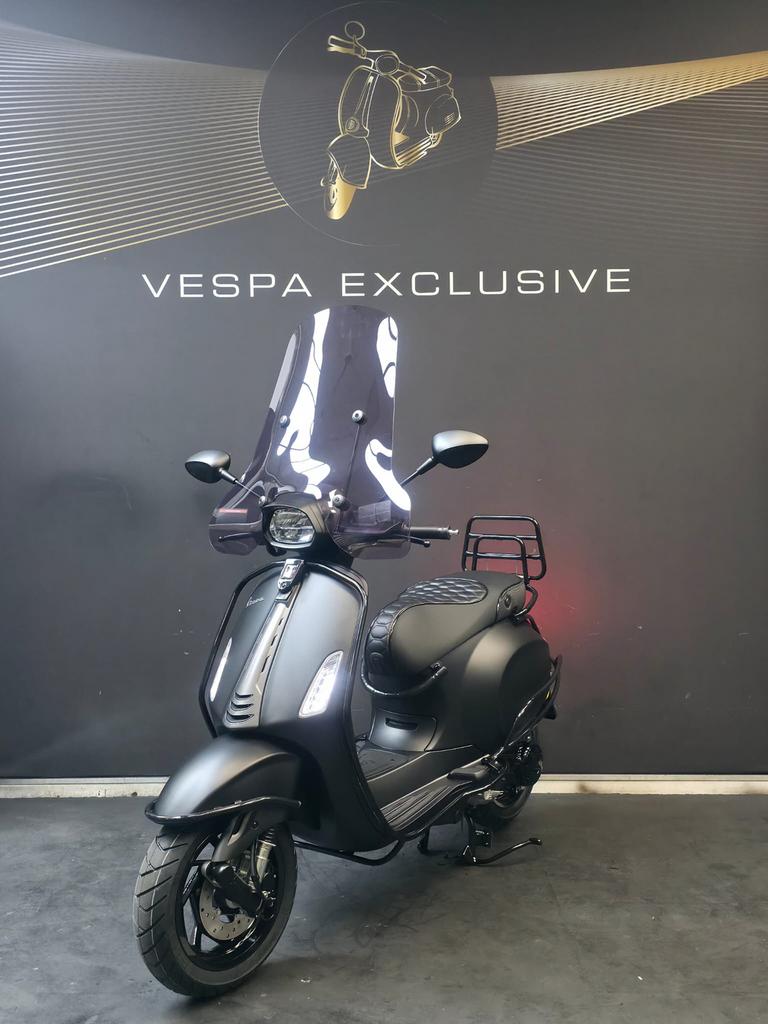 VESPA SPRINT mat zwart 2026  nieuw FACELIFT vol optie, Fietsen en Brommers, Ophalen, Overige modellen, Nieuw