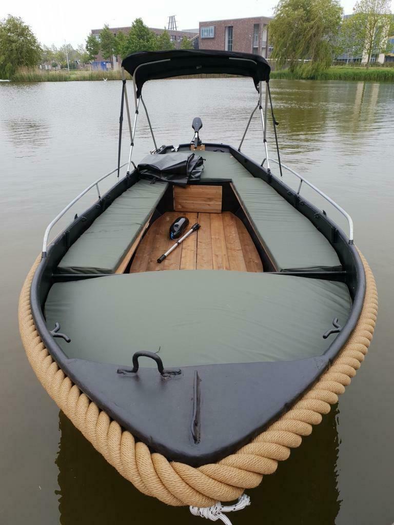 Prachtige grachtenboten uniek en naar eigen wens gemaakt !!!, Ophalen of Verzenden, Zo goed als nieuw, Staal, Met motor