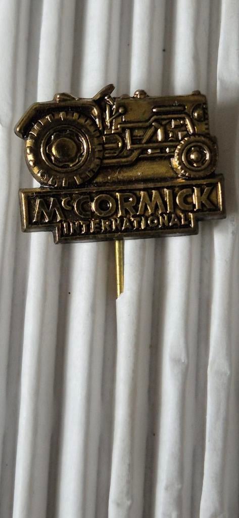 Speldje McCormick goudkleurige, Verzamelen, Ophalen of Verzenden