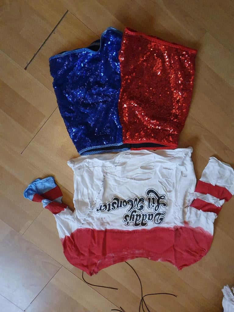 2x Harley Quinn Kostuum - Maat s, Ophalen of Verzenden