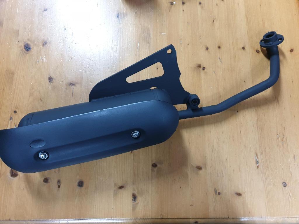 Nieuwe uitlaat yamaha Aerox /neo's / giggle 4t, Fietsen en Brommers, Brommeronderdelen | Algemeen, Nieuw, Uitlaat, Ophalen of Verzenden