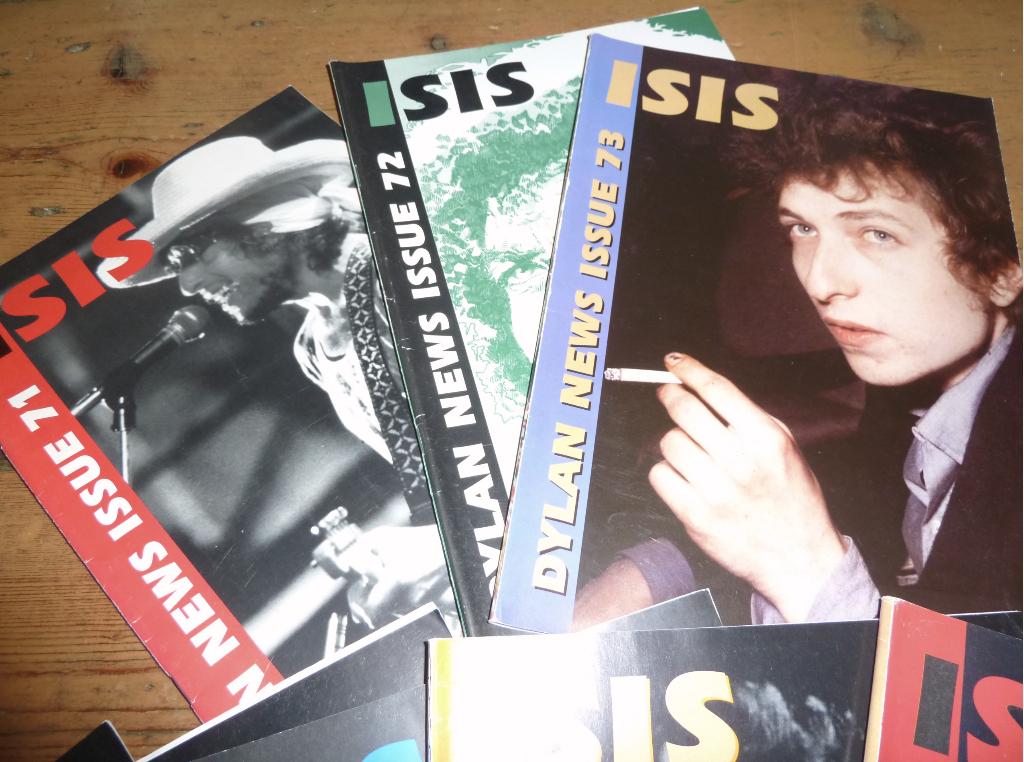 Bob Dylan 11 stuks ISIS fanclub bladen nrs 67-76 144-147, Verzamelen, Ophalen of Verzenden, Boek, Tijdschrift of Artikel