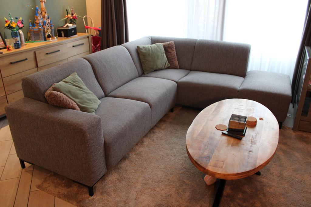 Prachtige ruime hoekbank / loungebank – super nette staat!, Ophalen, 250 tot 300 cm, Hoekbank, Zo goed als nieuw