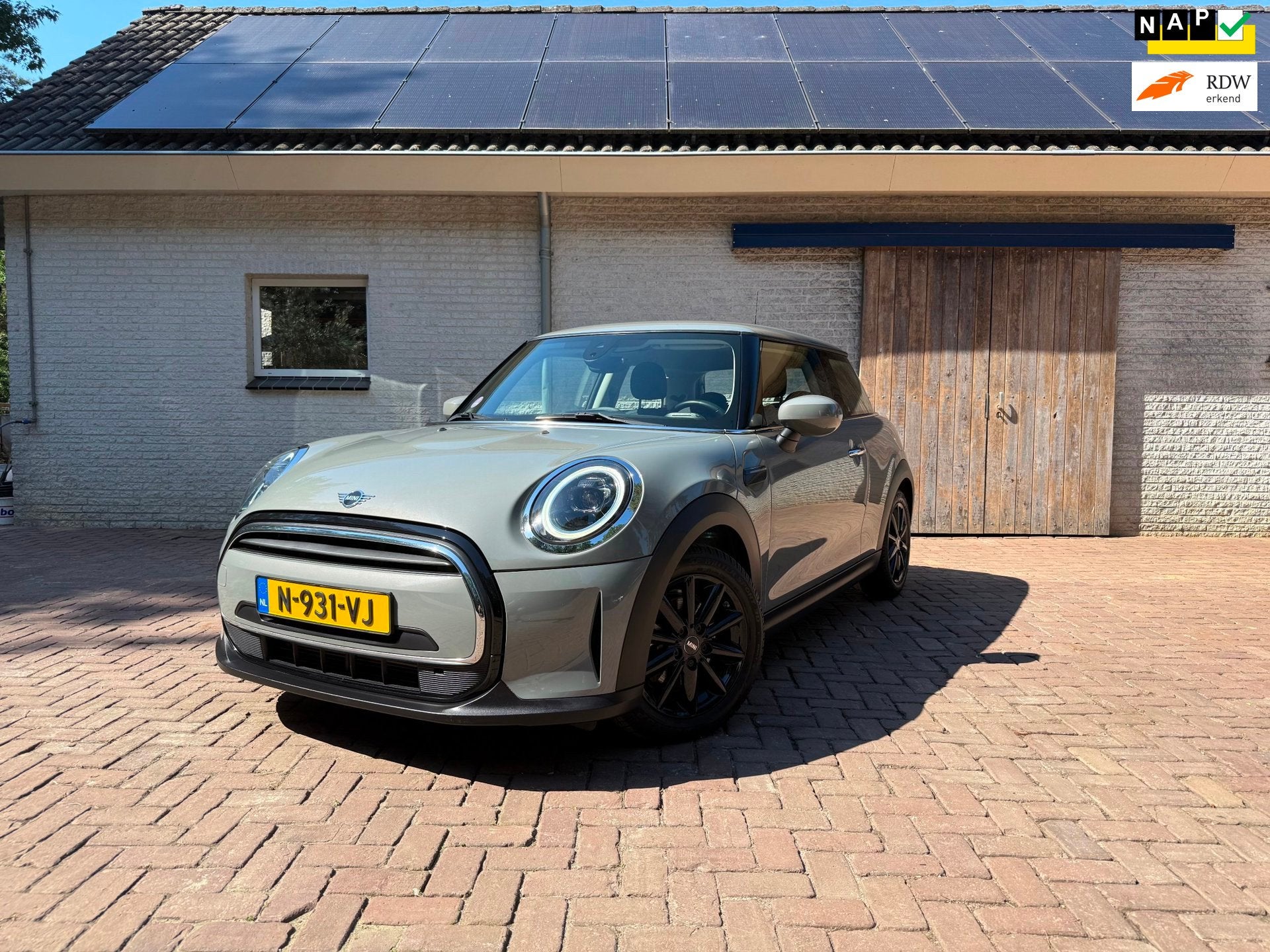 Mini 3-Deurs 1.5 One Essential | Facelift | Adaptive LED | C, Auto's, Voorwielaandrijving, Dealer onderhouden, Stof, Gebruikt