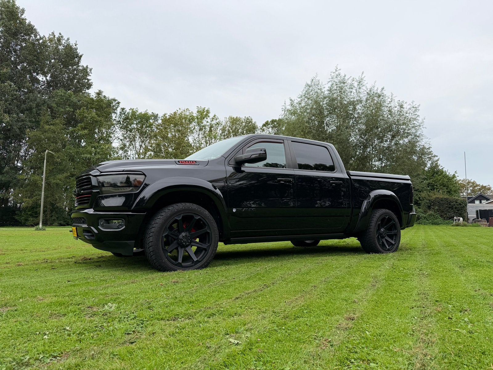 Dodge RAM Widebody, 5654 cc, Zwart, Vierwielaandrijving, Particulier