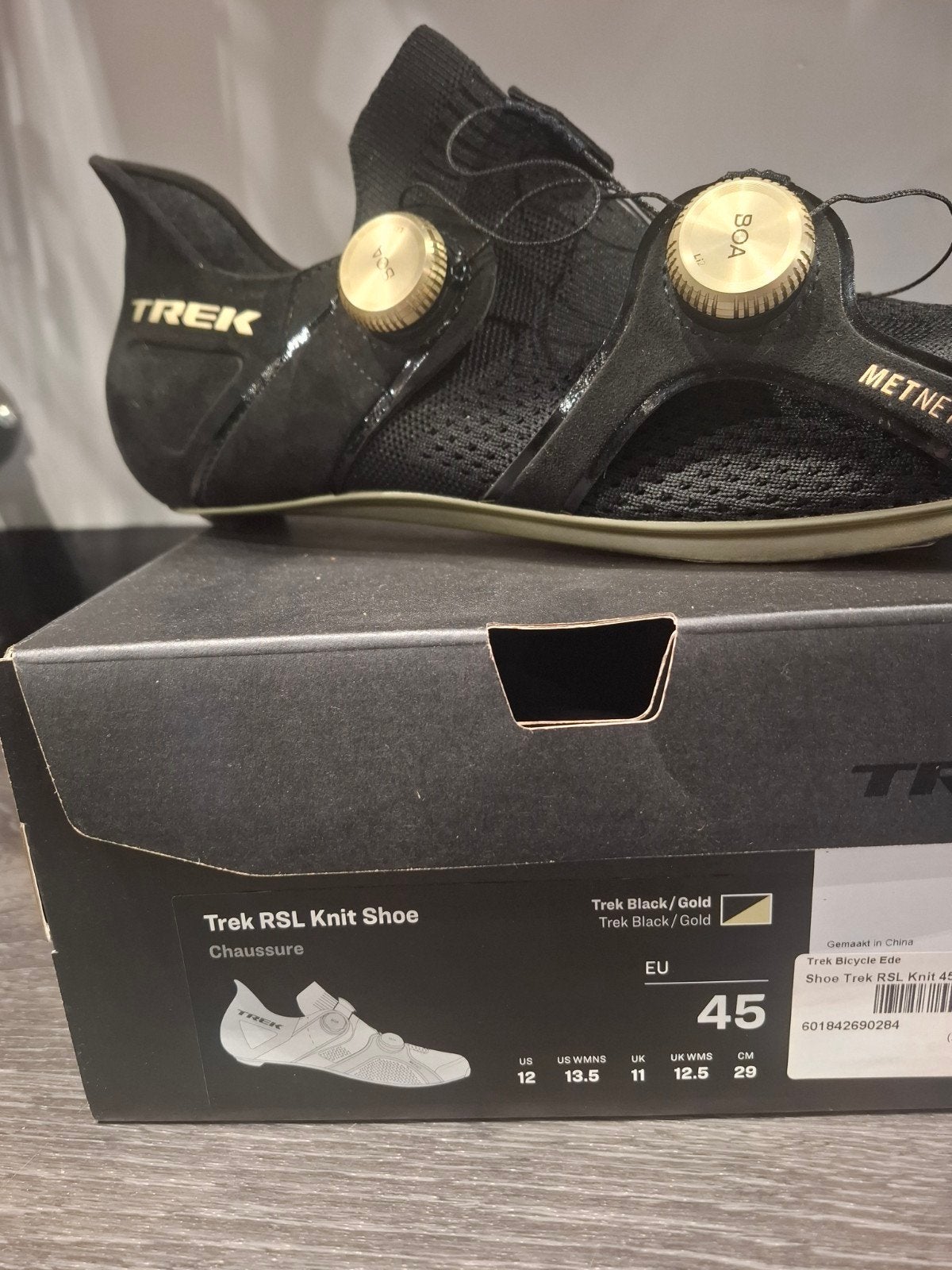 Nieuwe Trek RSL Knit Fietsschoenen Zwart/Goud Maat 45, Fietsen en Brommers, Fietsaccessoires | Fietskleding, Heren, Schoenen, Nieuw