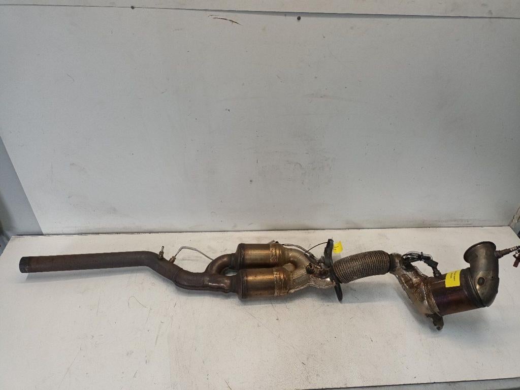 Katalysator Volkswagen Passat, Onderdelen@venauto.nl, Van der Ven Autorecycling B.V., Gebruikt, Ettenseweg 76, 4706 PB Roosendaal, The Netherlands
