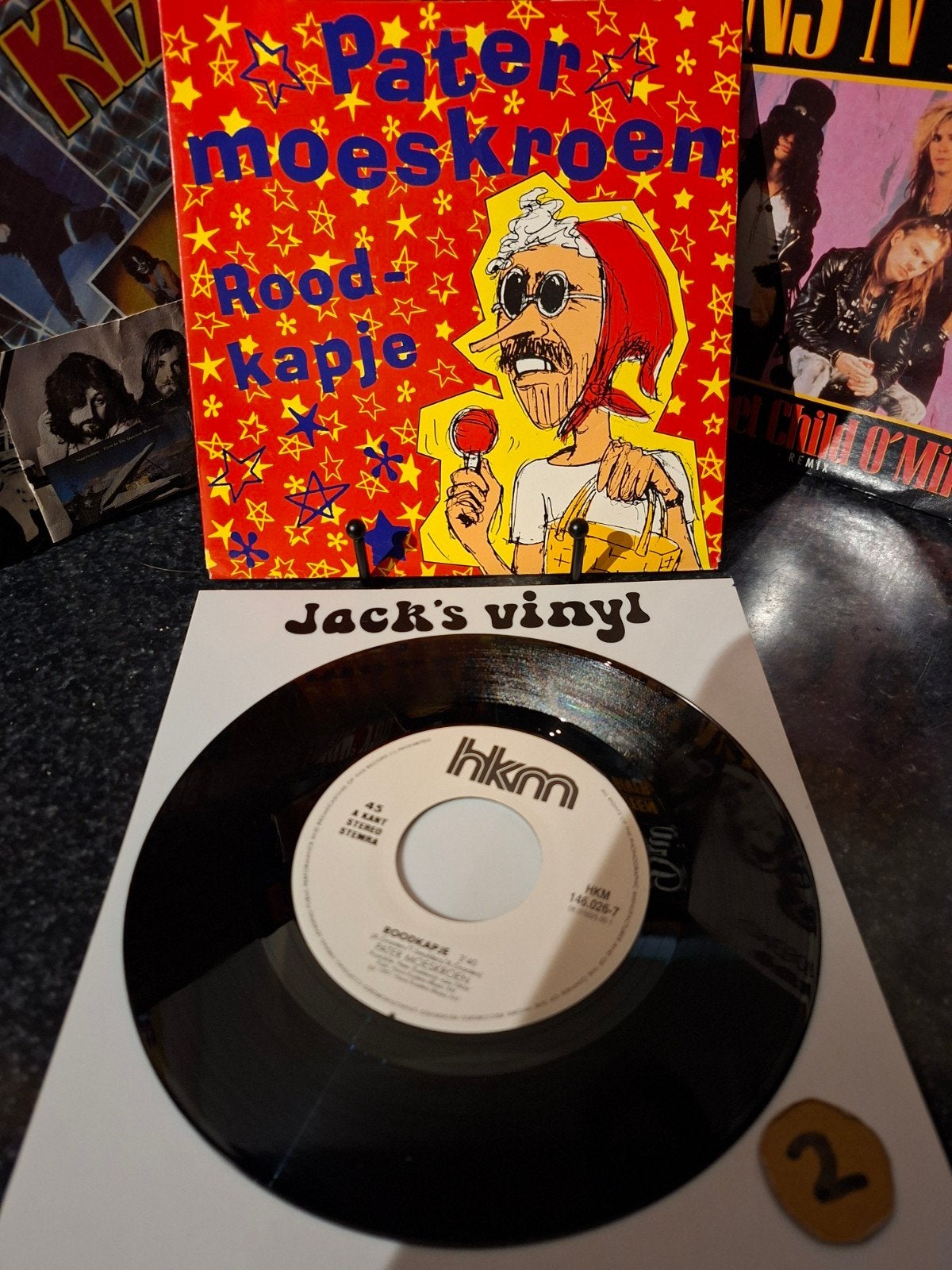 Pater Moeskroen - Roodkapje 7 inch vinyl single 1991/2, 7 inch, Ophalen of Verzenden, Zo goed als nieuw, Beschermende buitenhoes