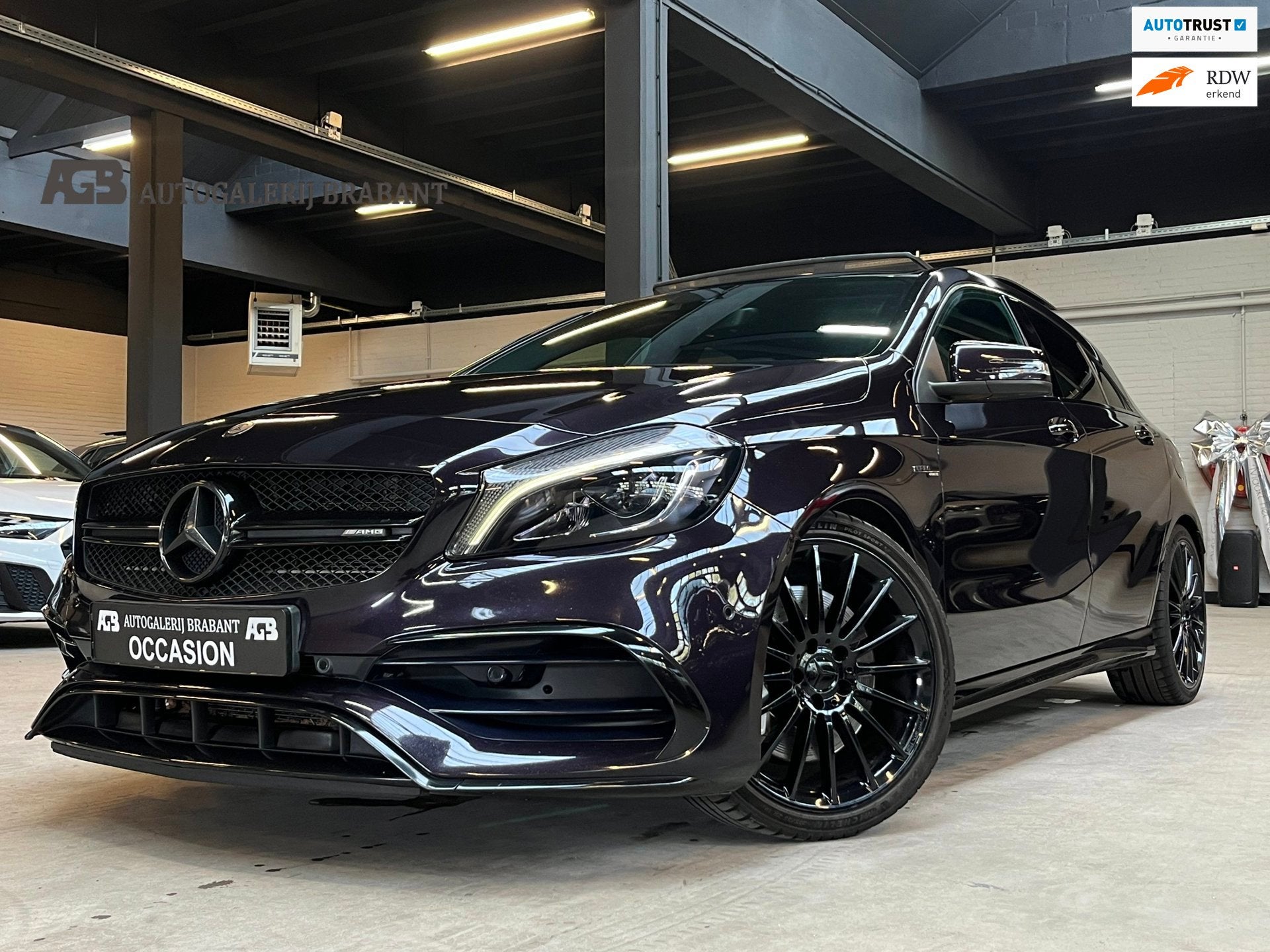Mercedes-Benz A-klasse AMG 45 4MATIC Pano/Carplay/MemoryStoe, Auto's, Automaat, Dealer onderhouden, Gebruikt, Bedrijf