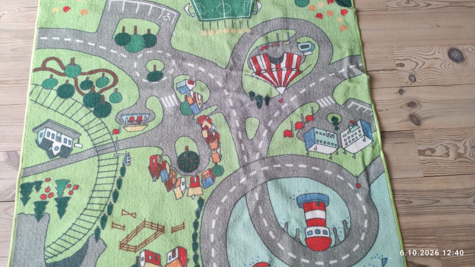 Speelkleed met wegen en gebouwen, Ophalen, Kindvriendelijk, Speels, Gebruikt, 100 tot 150 cm
