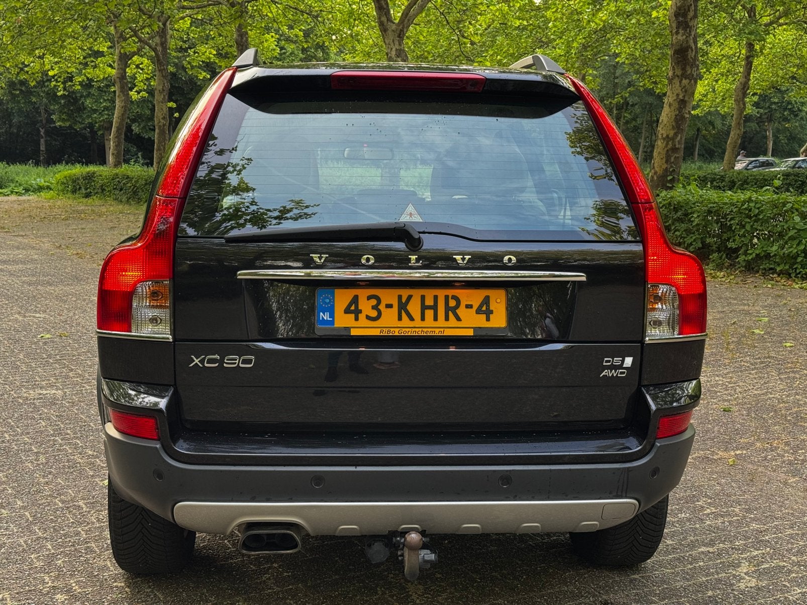 Volvo XC90 2.4 D5 7 zit 2010 org NL | APK apr 27! BTW YOUNGT, Auto's, Automatische klimaatregeling, 255 €/maand, 7 stoelen, Zwart