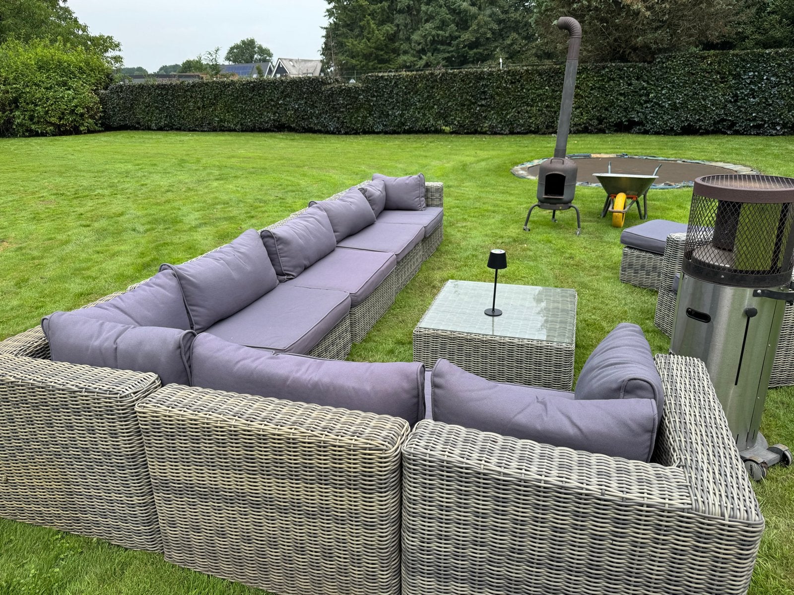Grote Loungeset met Kussens en Salontafel, Ophalen, Meer dan 8 zitplaatsen, Zo goed als nieuw, Loungeset