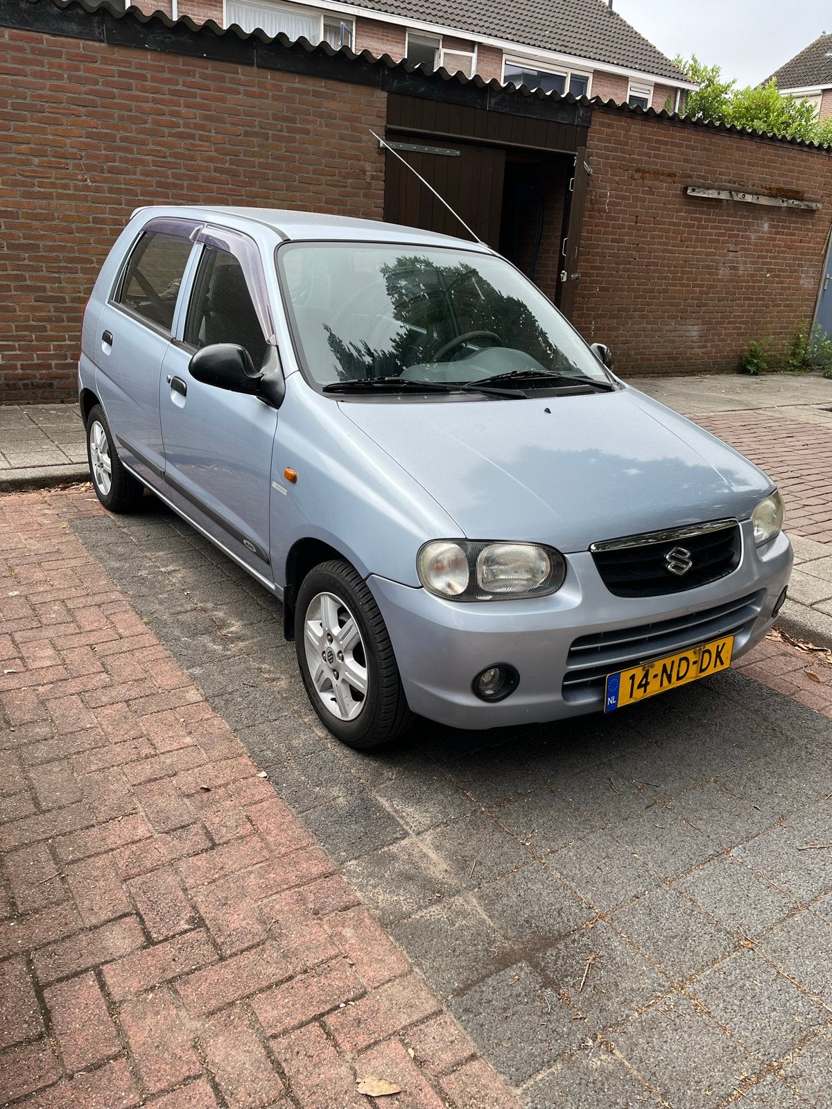 Suzuki Alto 1.1 AUT 2003 Grijs, Auto's, Suzuki, 4 cilinders, 4 stoelen, Origineel Nederlands, Particulier
