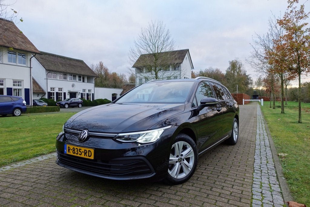 Volkswagen Golf Variant 1.5 eTSI R-Line | Trekhaak | Stoelve, Auto's, Volkswagen, 12 maanden, Euro 6, 4 cilinders, Zwart