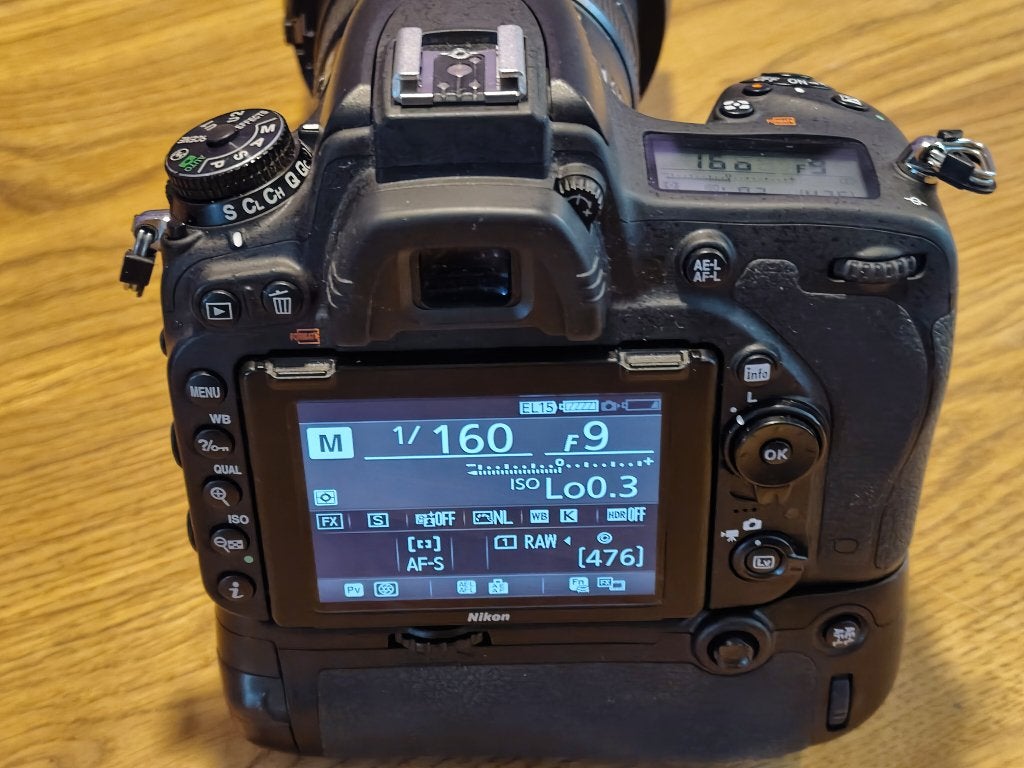 Nikon D750 body compleet met MB-d16 grip en 3 accu's!, Audio, Tv en Foto, Gebruikt, Spiegelreflex, Ophalen of Verzenden, 24 megapixels