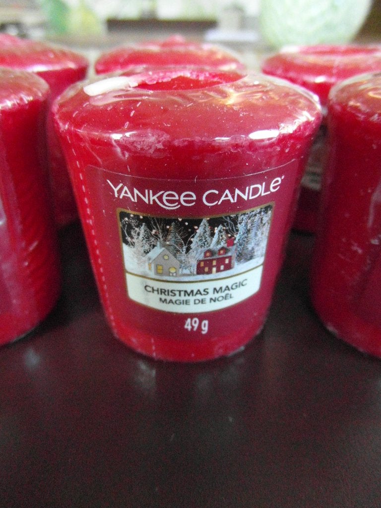 Yankee Candle geurkaars 10x Votive.  "CHRISTMAS MAGIC", Huis en Inrichting, Overige materialen, Overige merken, Nieuw, Ophalen of Verzenden