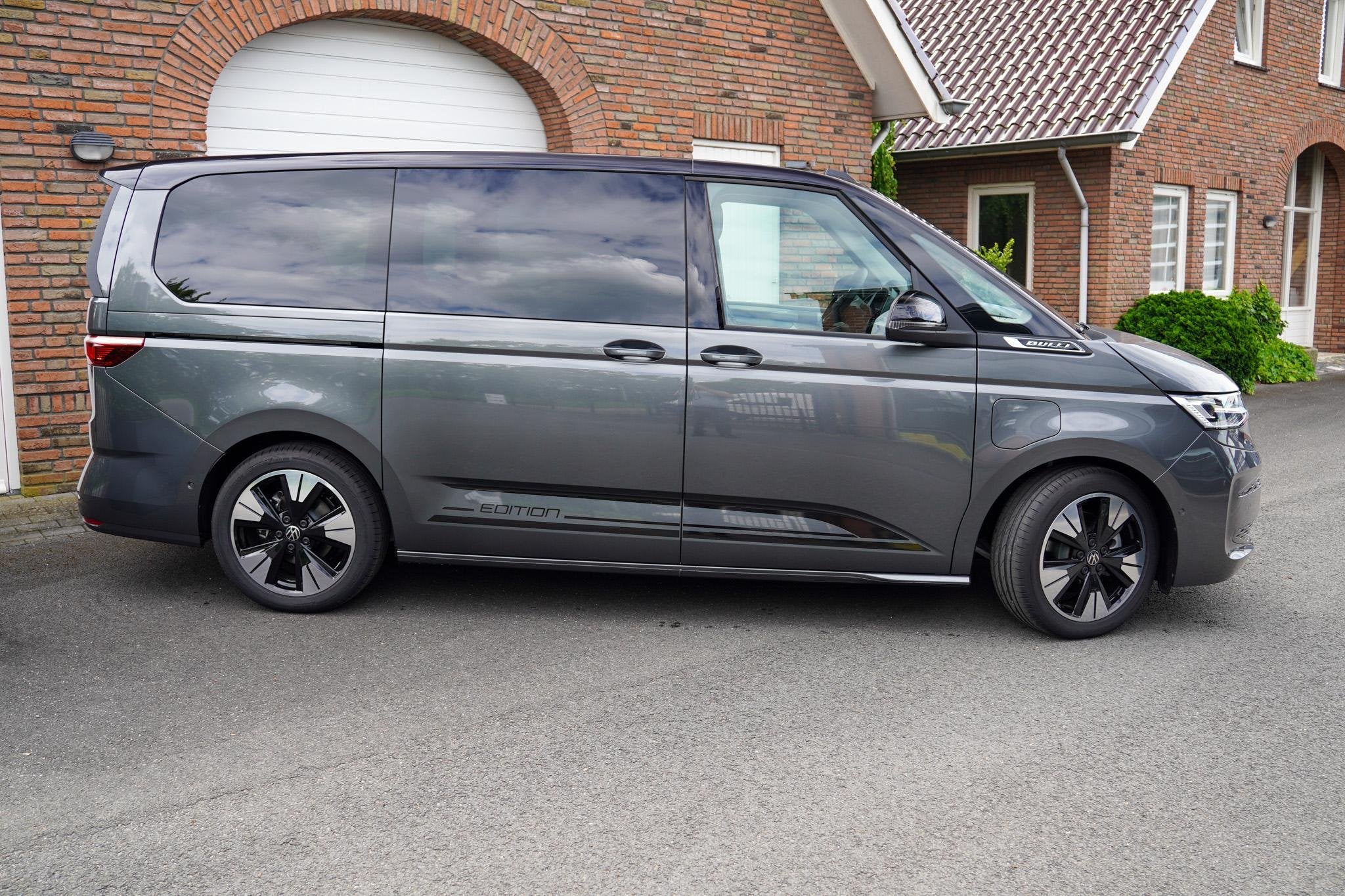 Volkswagen Multivan 1.5 eHybrid 245pk L2 EDITION 4Motion Led, Auto's, Automaat, Automatische klimaatregeling, Stof, Euro 6