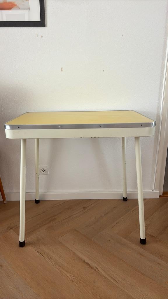 Gele Vintage Tafel Brabantia origineel, Ophalen, Zo goed als nieuw, 25 tot 50 cm, Rechthoekig