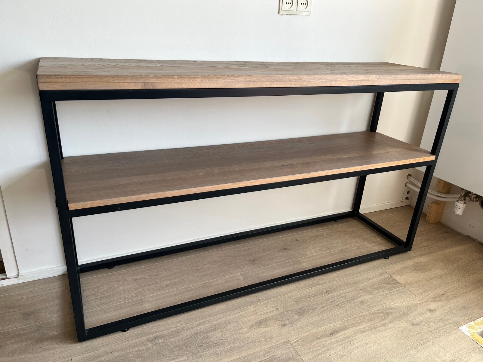 Industriële sidetable, Huis en Inrichting, Tafels | Sidetables, Ophalen, 100 tot 150 cm, Zo goed als nieuw, 25 tot 50 cm