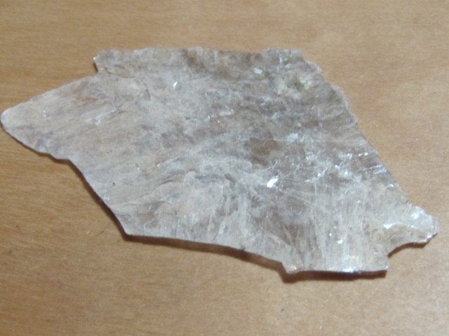 m. 8x ruwe edelsteen MUSCOVIET (2) (mica), Verzenden, Mineraal