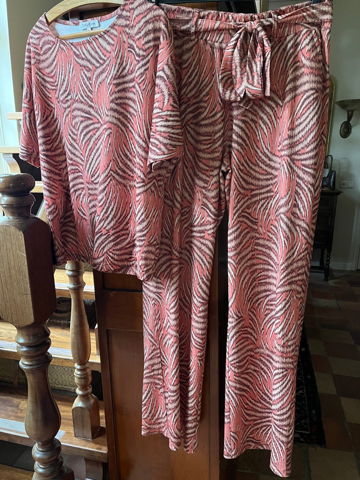 Tramontana dames top maat m en broek maat L , NIEUW ,, Overige kleuren, Maat 42/44 (L), Nieuw, Ophalen of Verzenden