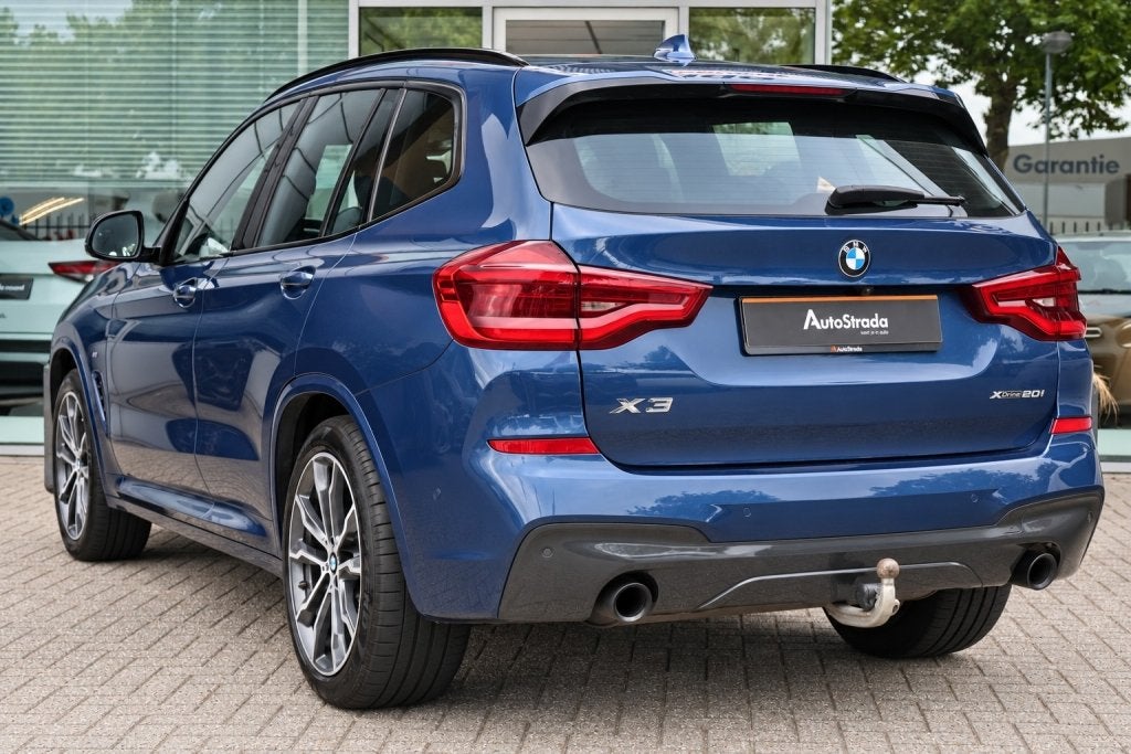 BMW X3 (g01) xDrive20i M-SPORT 184pk I Trekhaak I Camera | N, Auto's, 1998 cc, Gebruikt, 4 cilinders, Blauw