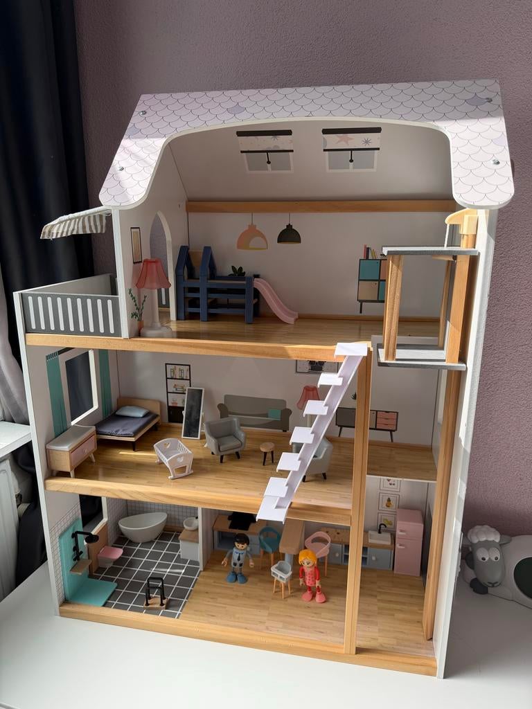 Playtive Groot Poppenhuis met Werkende Deurbel en Lift, Kinderen en Baby's, Speelgoed | Poppenhuizen, Ophalen, Zo goed als nieuw