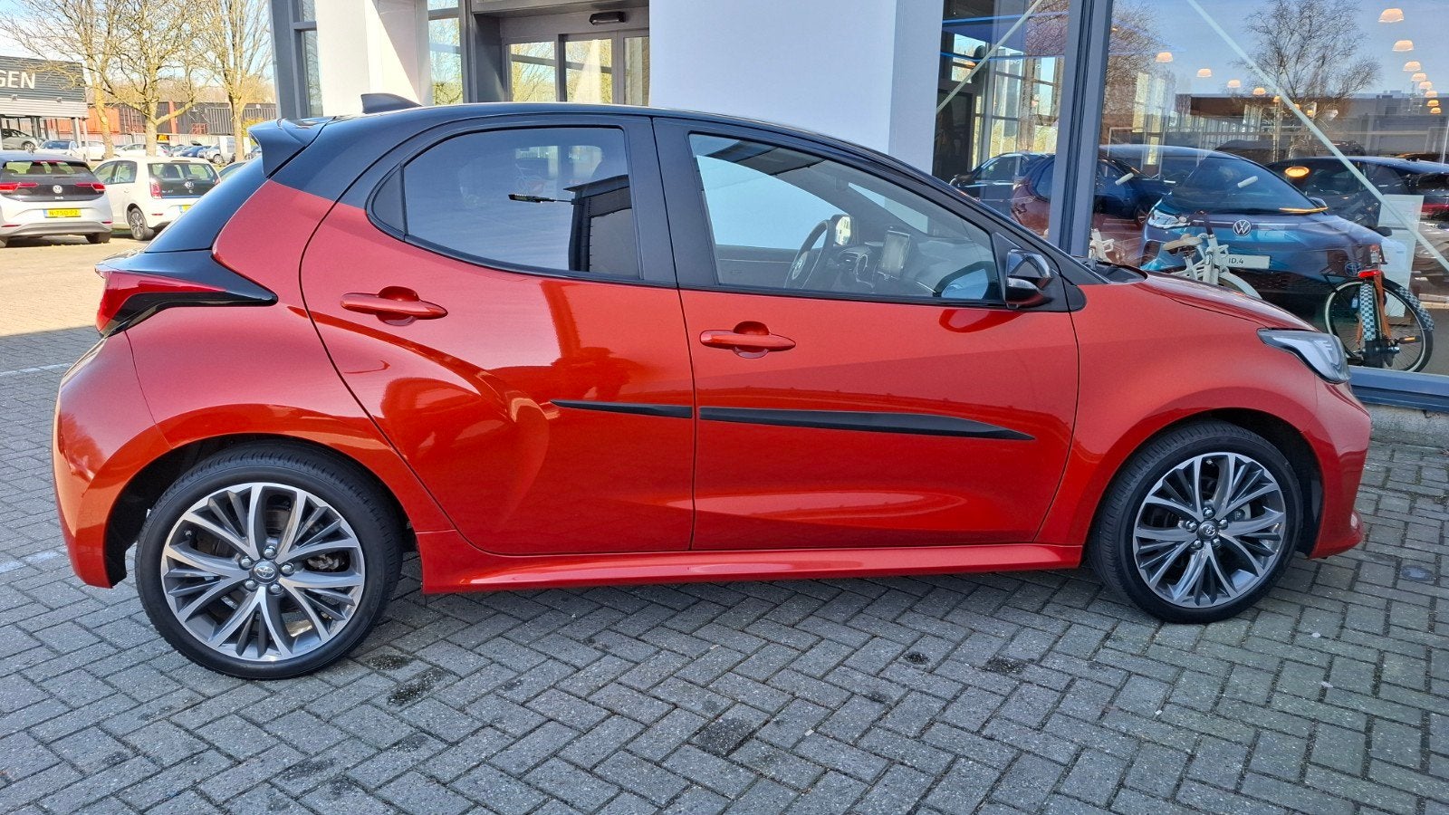 Toyota Yaris Executive 1.5 Hybrid 116pk CVT, Auto's, Overige kleuren, 450 kg, Dealer onderhouden, Yaris
