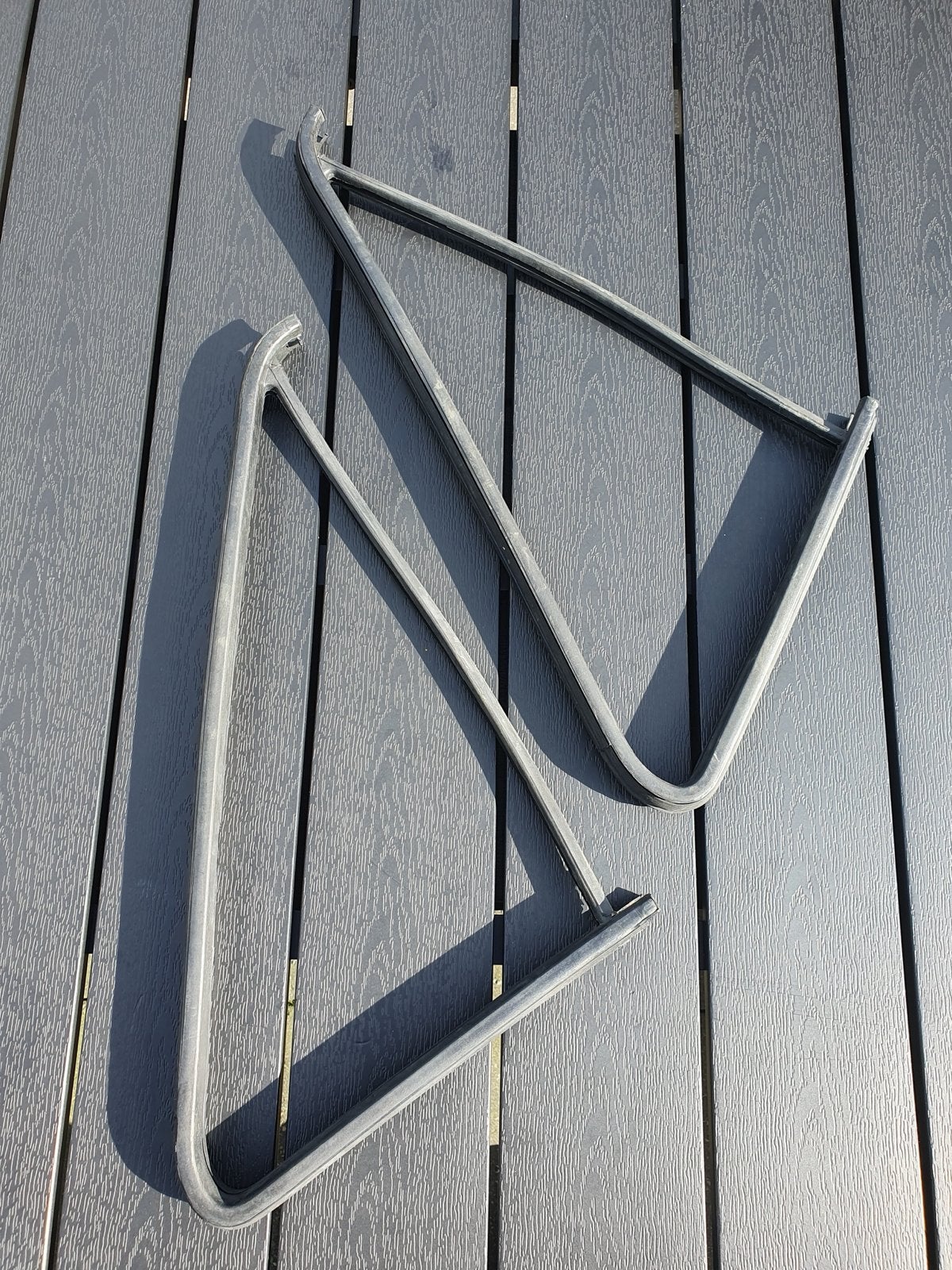 Nieuwe VW T3 Raamrubbers Driehoek Vast 251837625, Ophalen, Nieuw, Volkswagen