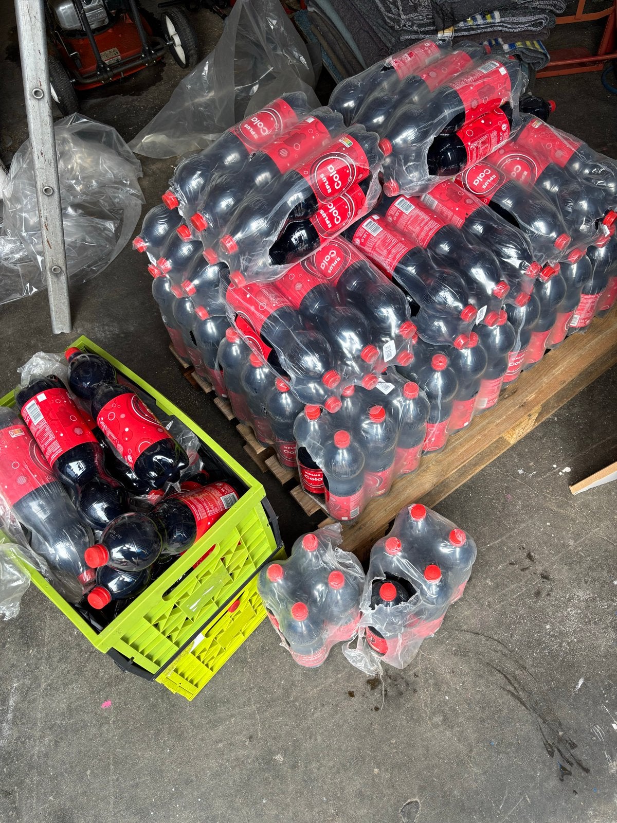 180 flessen plus cola 1,5L met statie geld, Ophalen of Verzenden