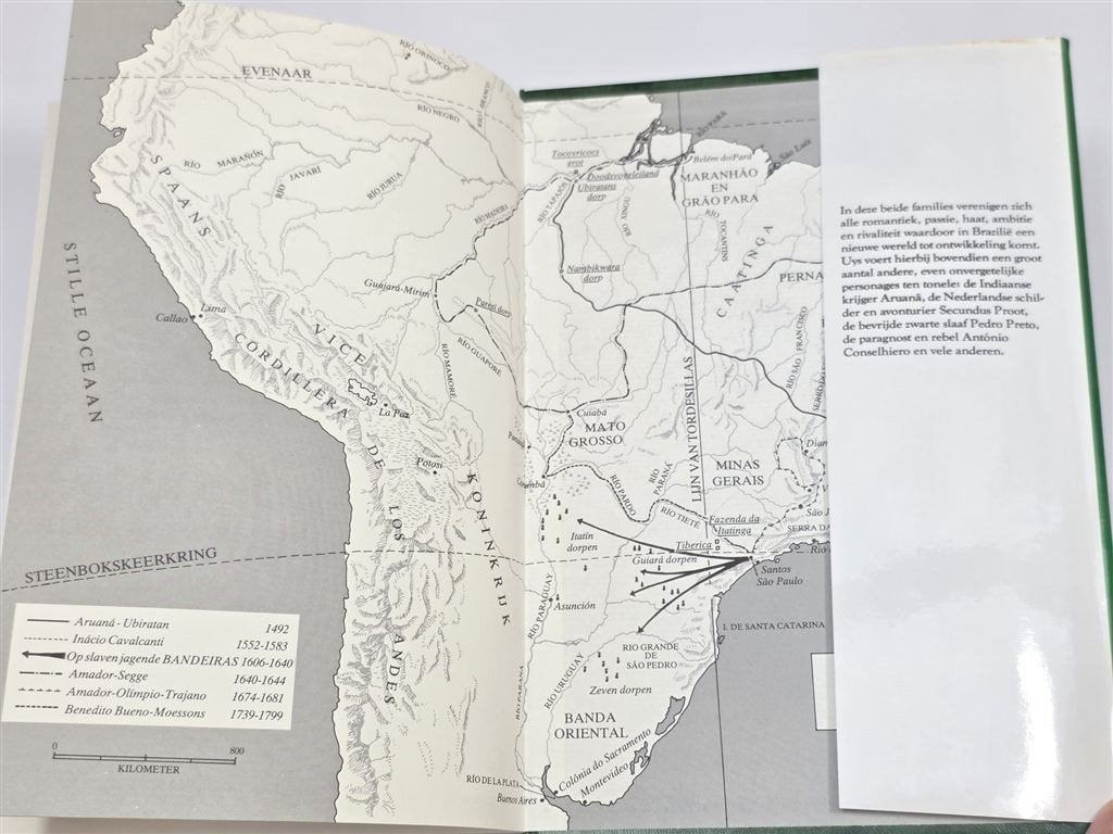 Het Groene Paradijs — Errol Lincoln Uys Brazilië 895p, Ophalen of Verzenden, Gelezen