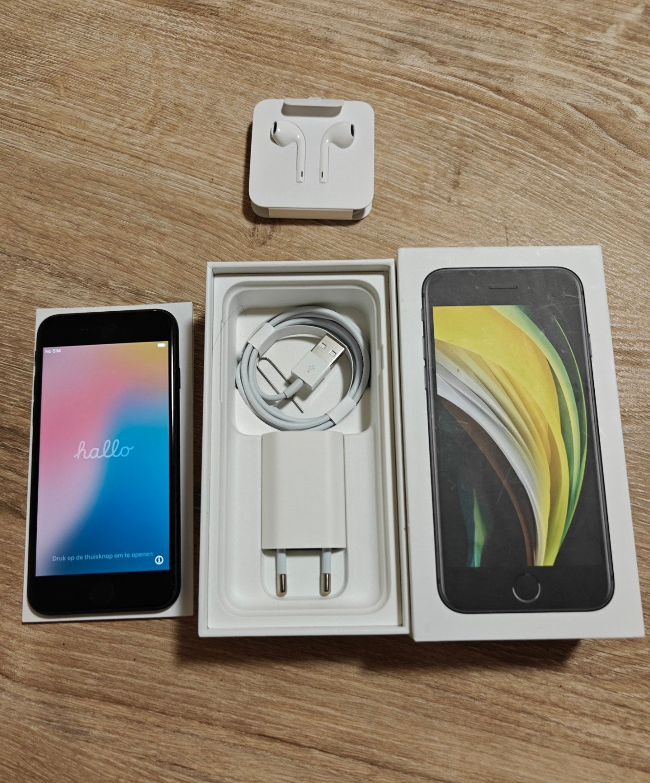 iPhone SE 2020 - 128GB - Zwart - Compleet, Ophalen of Verzenden, Zo goed als nieuw, Klassiek of Candybar, Zonder abonnement
