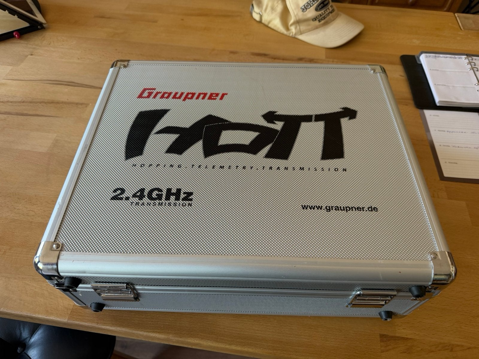 Graupner MC—28 nog als nieuw met eigen kast plus voeding, Ophalen of Verzenden, Zo goed als nieuw