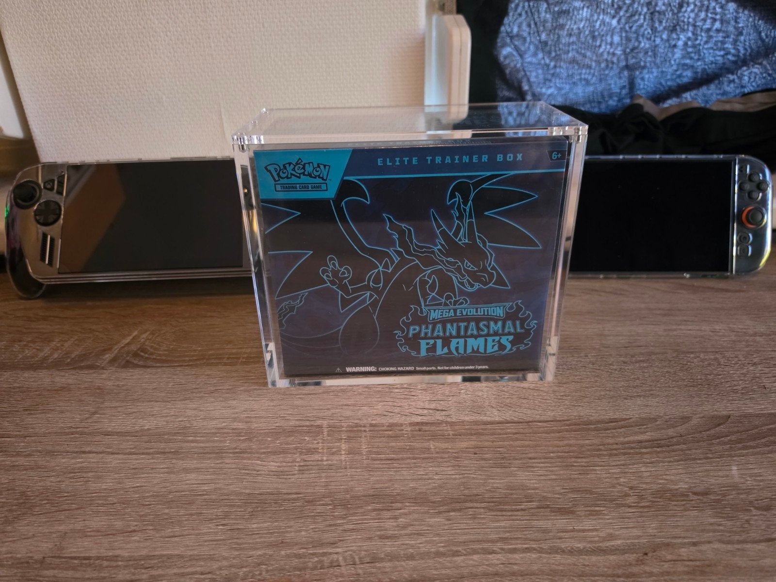 Pokémon Elite Trainer Box Mega Evolution Phantasmal Flames, Ophalen of Verzenden, Nieuw, Overige typen
