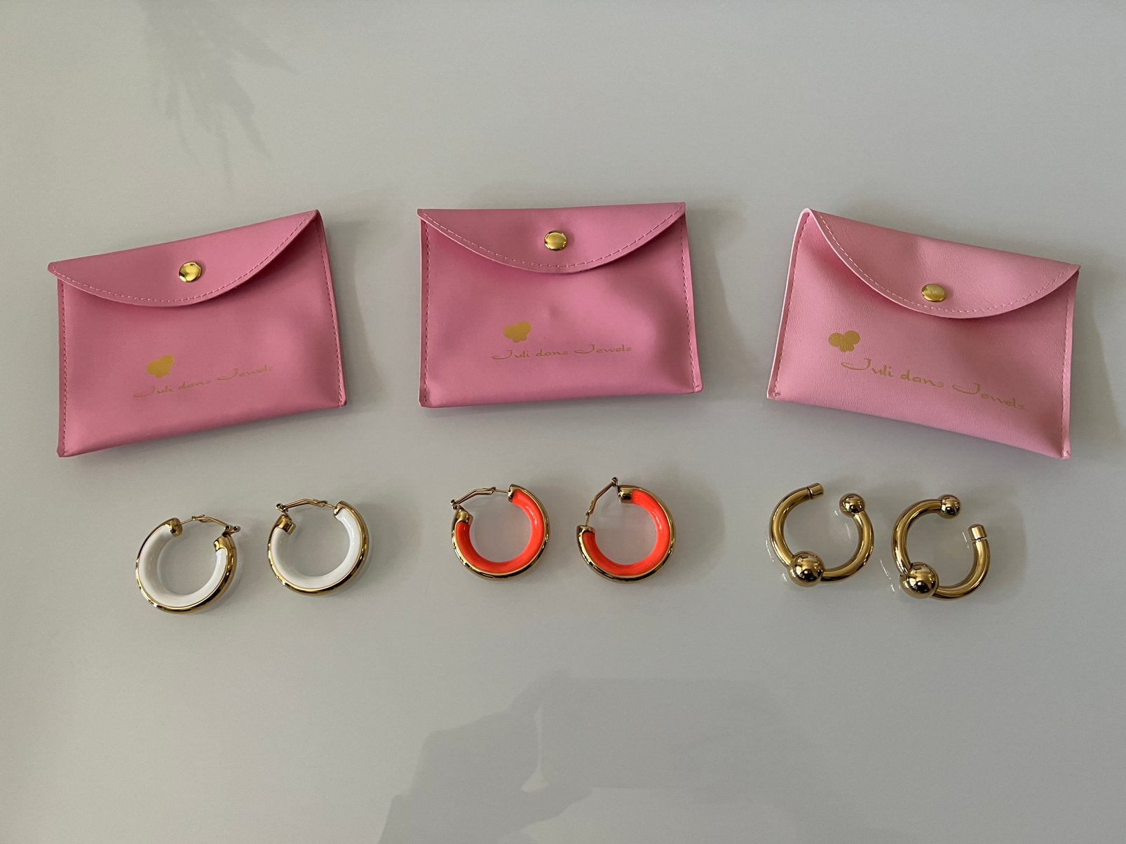 Juli dans oorbellen nieuw 3 paar, Sieraden, Tassen en Uiterlijk, Oorbellen, Ophalen, Nieuw, Goud