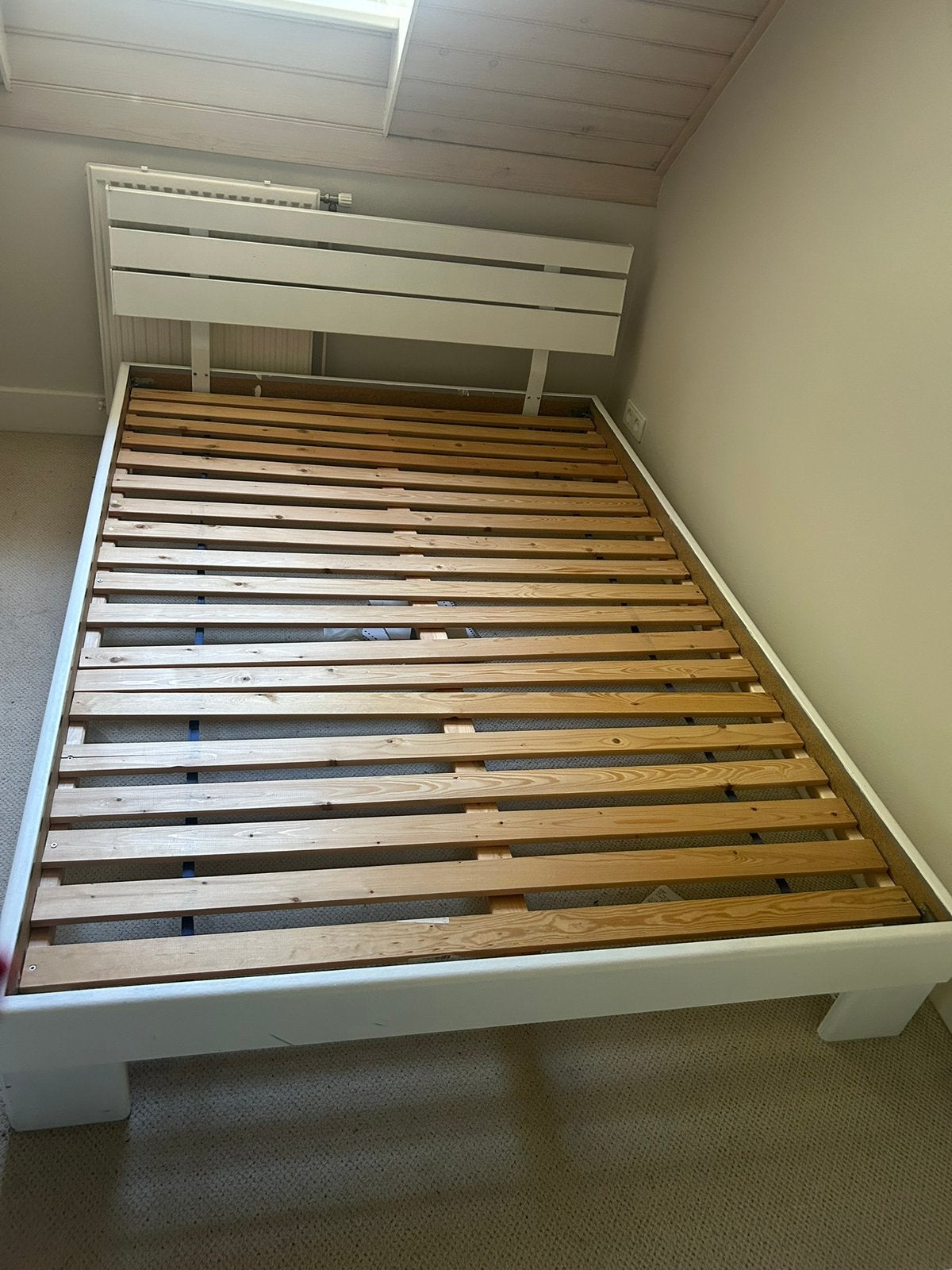 Bed 140 x 200, Ophalen, Wit, Tweepersoons, 140 cm