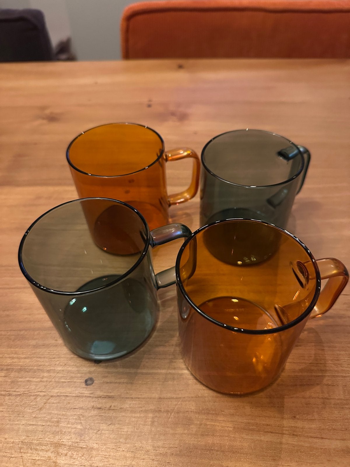 4 mooie theeglazen - Oranje en Groen, Huis en Inrichting, Ophalen, Glas of Glazen, Modern, Glas