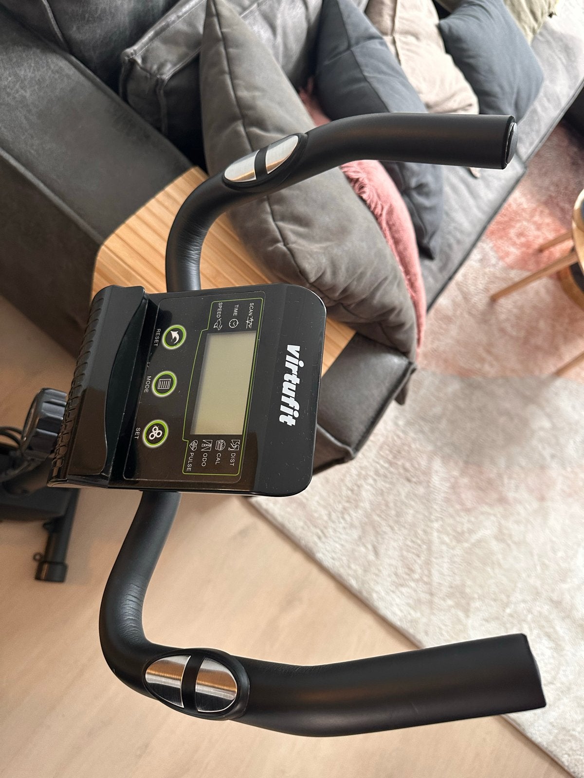 VirtuFit Hometrainer Fiets, Ophalen, Zo goed als nieuw, Metaal, Benen
