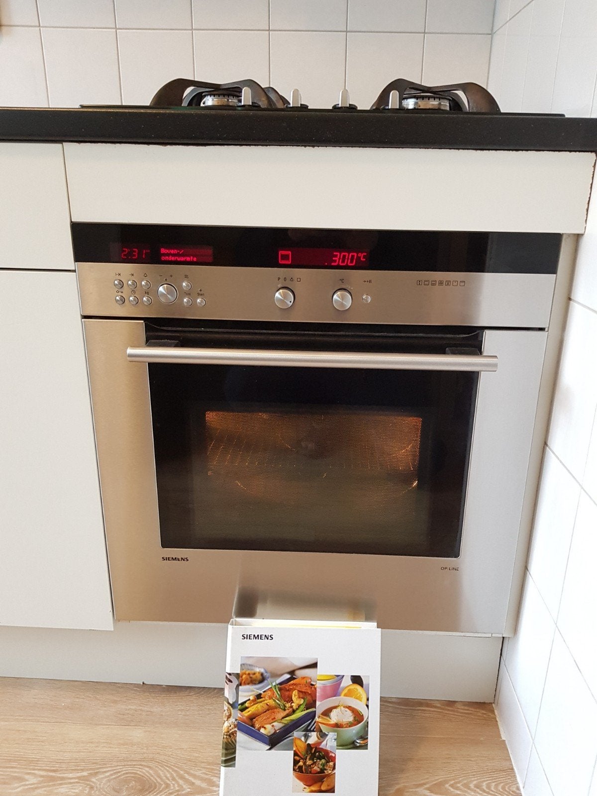 SIEMENS RVS COMBI OVEN MAGNETRON 3 D HETE LUCHT 60+60, Ophalen of Verzenden, Zo goed als nieuw, Hete lucht