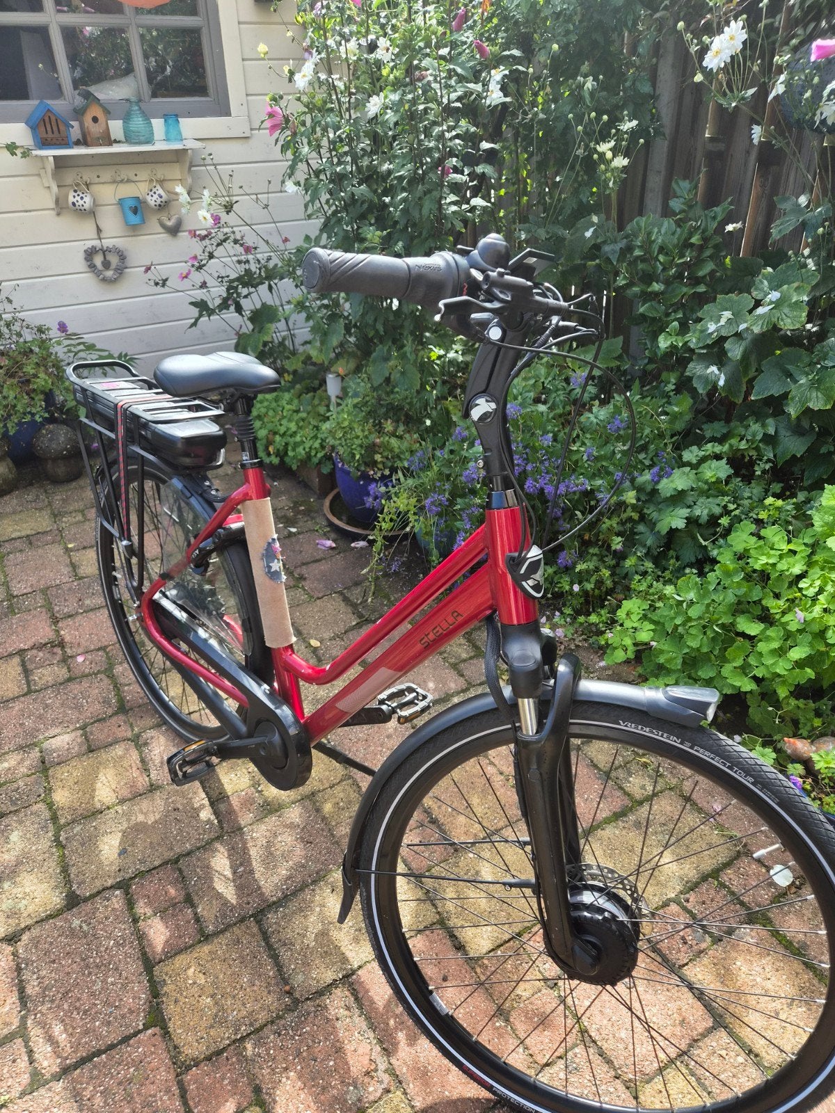mooie en goede Vicenza Red 28", Ophalen, Zo goed als nieuw, 50 km per accu of meer, Overige merken