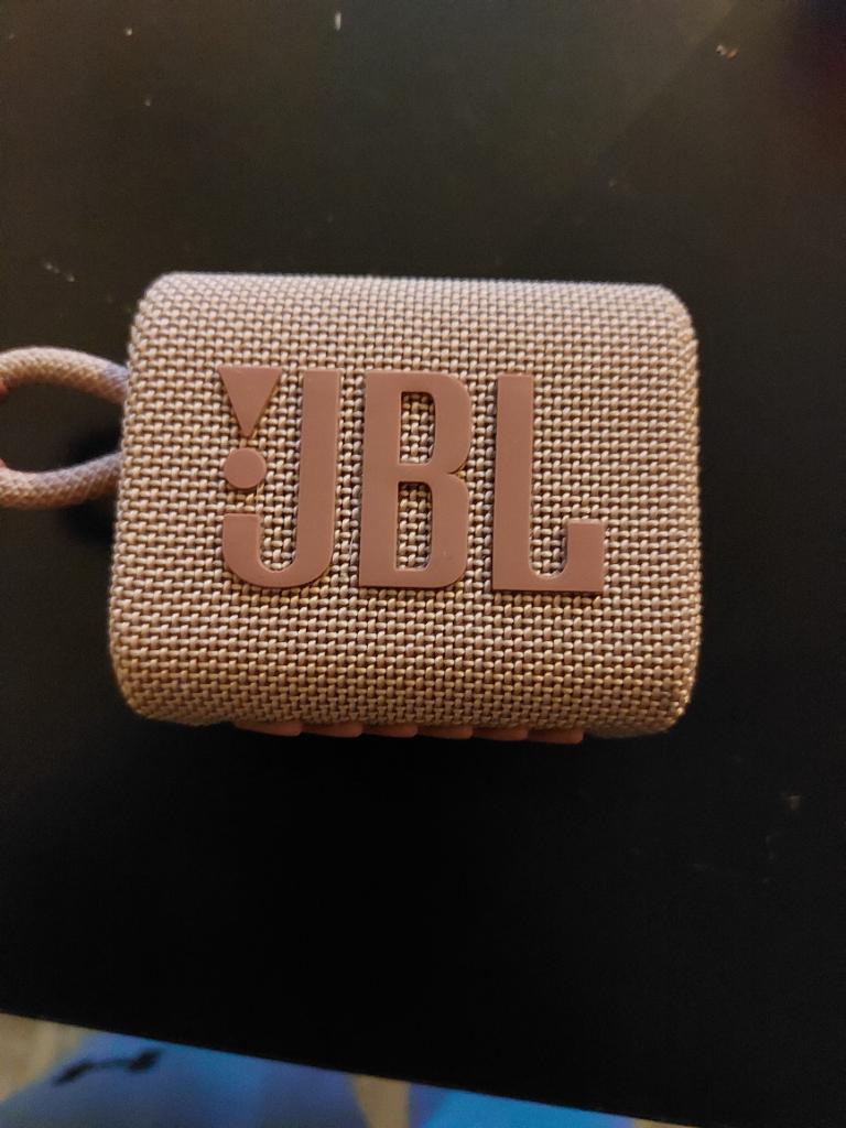 JBL Go 3 Bluetooth Speaker – Roze/Zand – Inclusief Oplader, JBL, Overige typen, Ophalen of Verzenden, Zo goed als nieuw