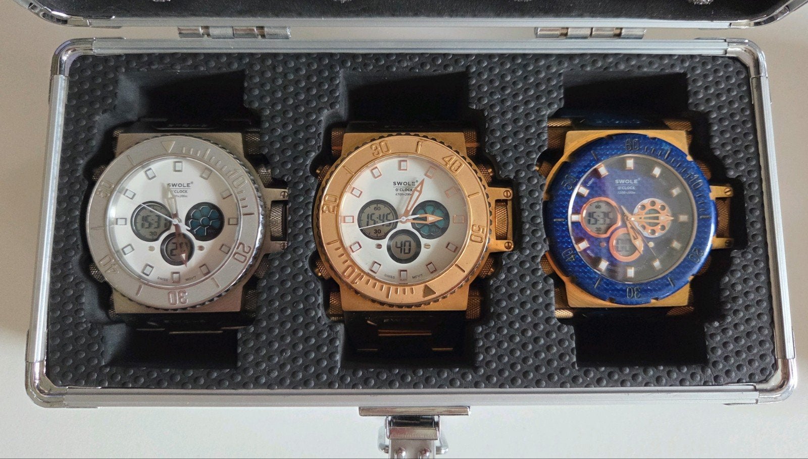 Set van 3 Swol O'Clock VIP horloges in uitmuntende staat, Overige merken, Staal, Polshorloge, Ophalen of Verzenden